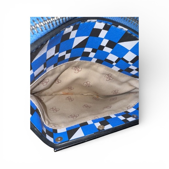 GUESS Geometric Blue and White Crossbody Bag Chain Strap Checkered Mini Purse - Picture 6 of 8